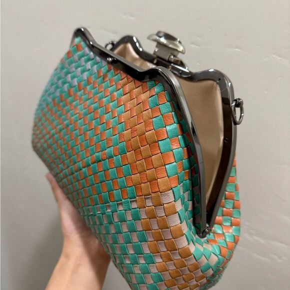 Colorblock Woven Cowhide Handmade Custom Metal Frame Handbag, Multi Use Style - Picture 12 of 16